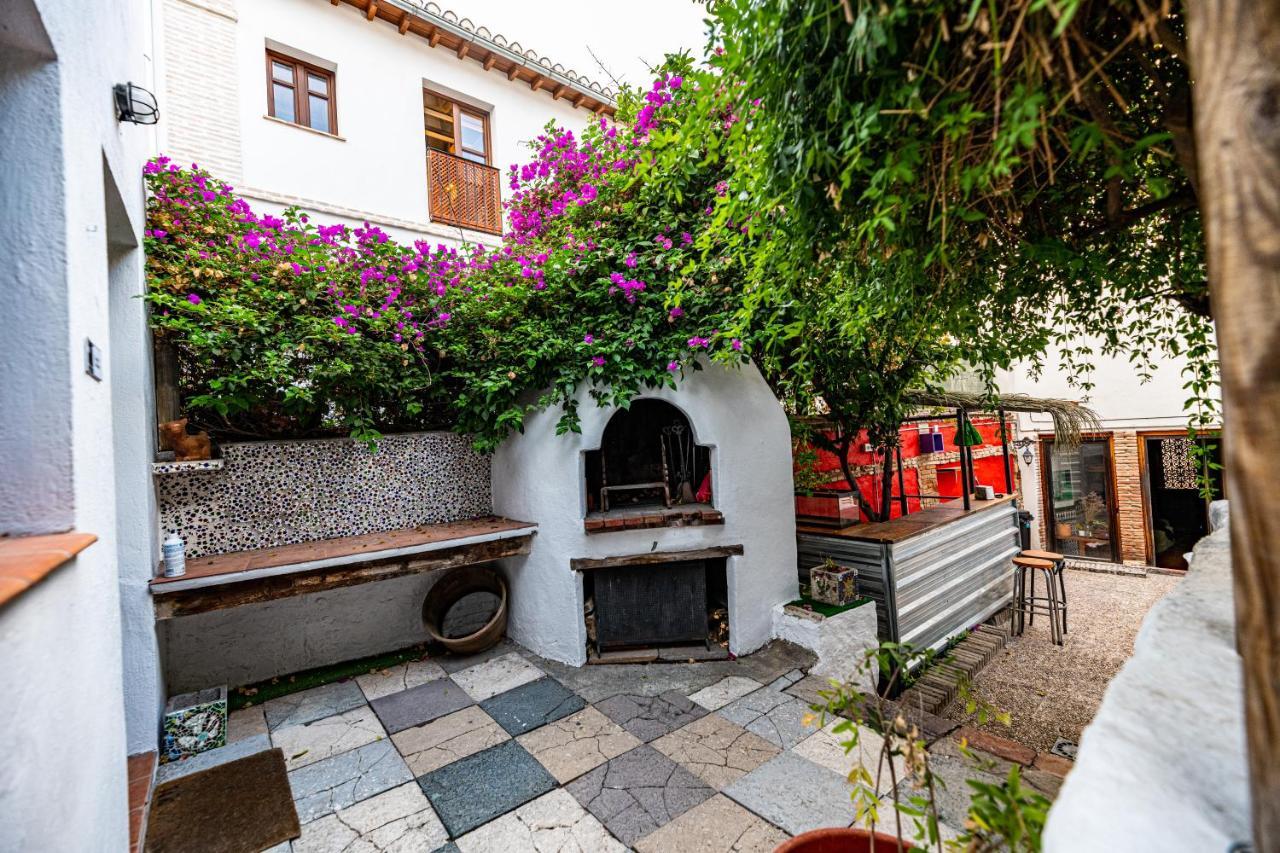 Amaka House Hostel Γρανάδα Εξωτερικό φωτογραφία